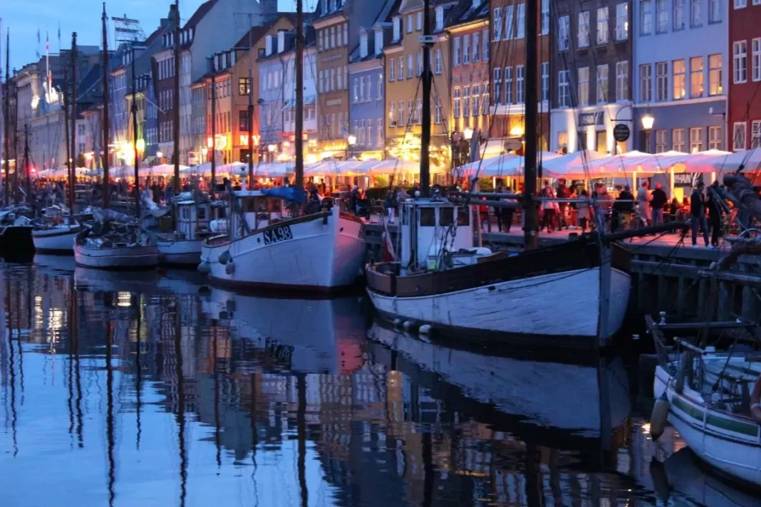 kopenhag_gezilecek_yerler_nyhavn